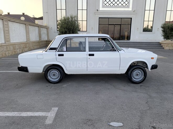 LADA (VAZ) 2107-6
