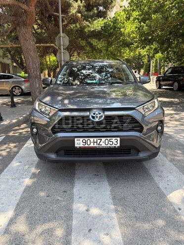 Toyota RAV4-1