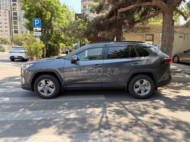 Toyota RAV4-2