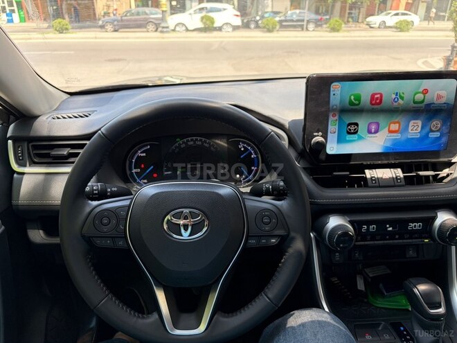 Toyota RAV4-5