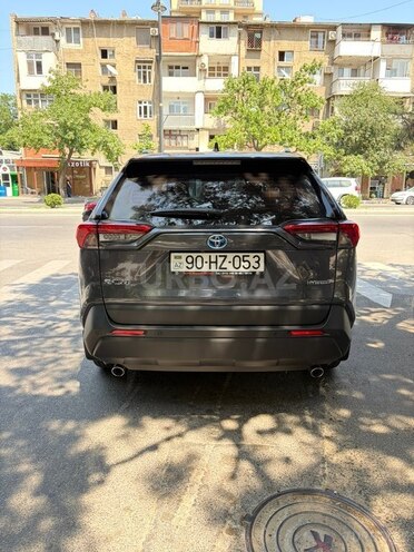 Toyota RAV4-4