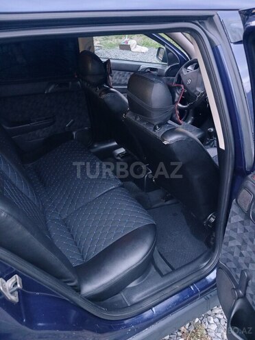 Opel Astra-11