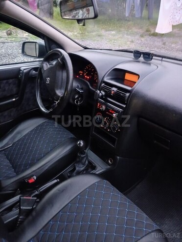 Opel Astra-15