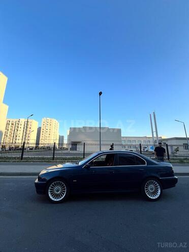 BMW 523-4