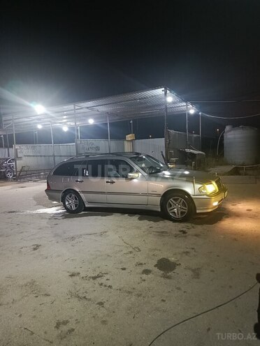 Mercedes C 220-3