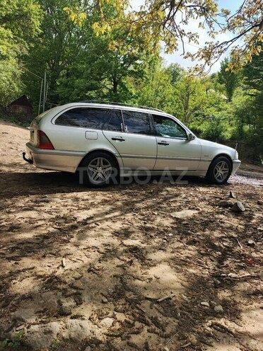Mercedes C 220-7