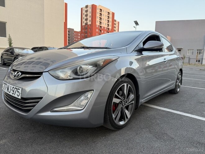 Hyundai Elantra-8