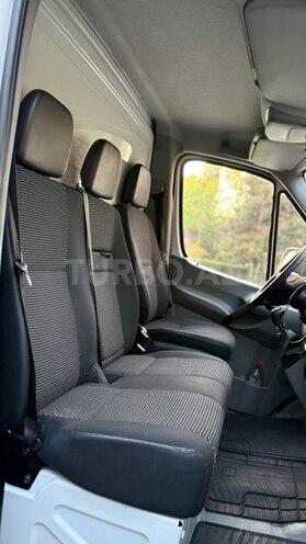 Mercedes Sprinter 515-13