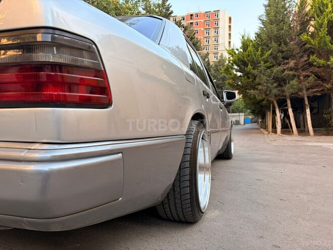 Mercedes 250 D-7