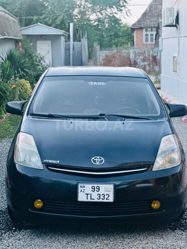 Toyota Prius-1