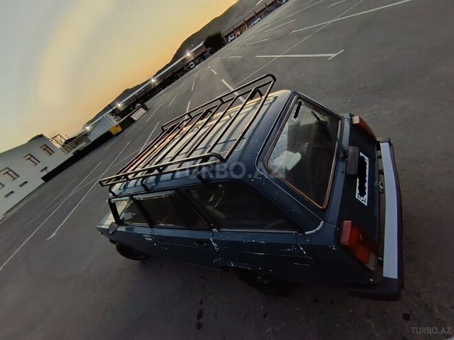 LADA (VAZ) 2104-3