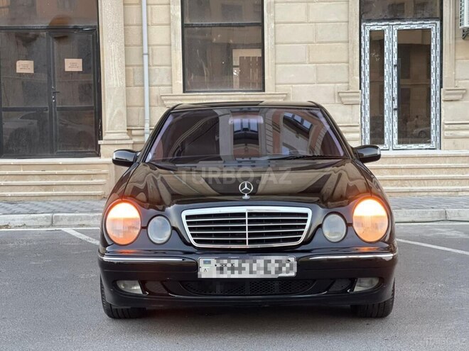 Mercedes E 240-2