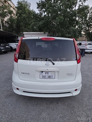 Nissan Note-5