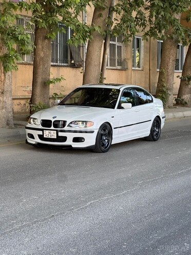 BMW 320-3