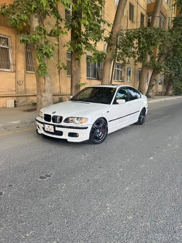 BMW 320-10