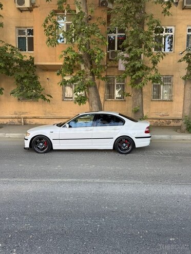BMW 320-6