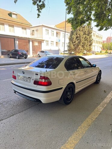 BMW 320-9