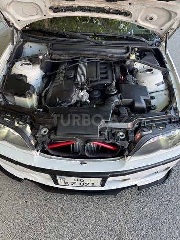 BMW 320-14