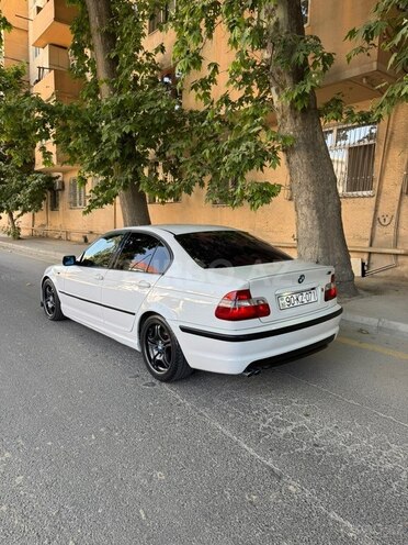 BMW 320-7