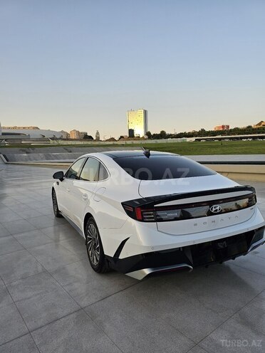 Hyundai Sonata-3