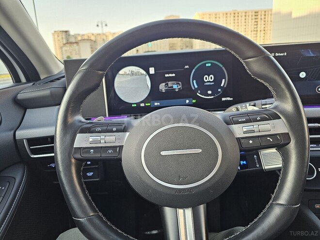 Hyundai Sonata-14