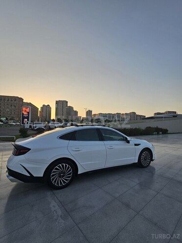 Hyundai Sonata-18