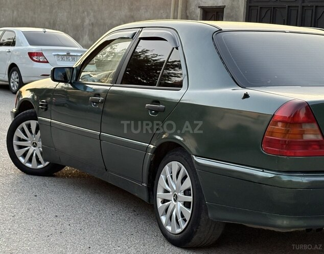 Mercedes C 200-3