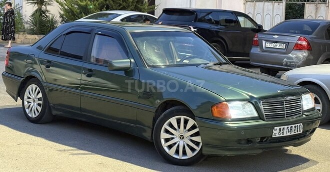 Mercedes C 200-7