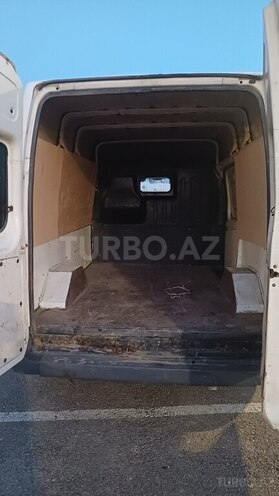 Ford Transit-8