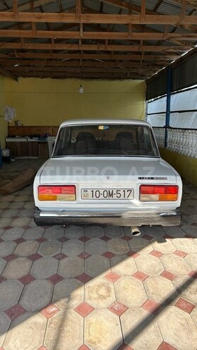 LADA (VAZ) 2107-2