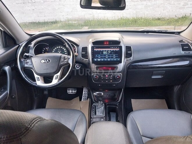 Kia Sorento-10