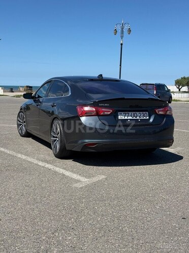 Chevrolet Malibu-9