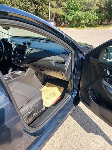 Chevrolet Malibu-12