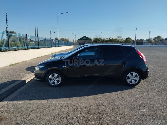 Hyundai i30-7