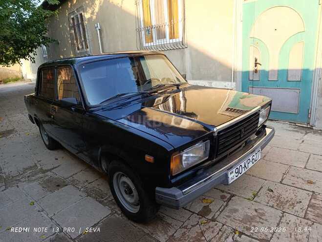 LADA (VAZ) 2107-5