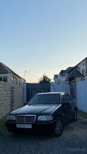 Mercedes C 200-2