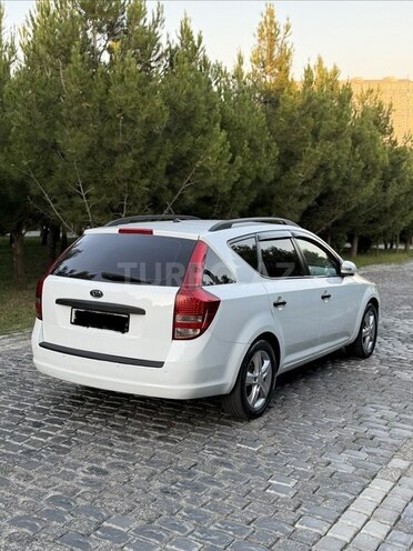 Kia Ceed SW-4