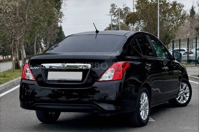Nissan Sunny-4