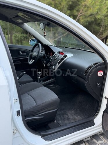 Kia Ceed SW-8