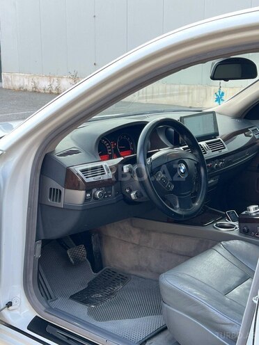 BMW 730-6