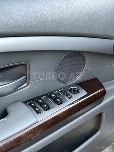 BMW 730-12