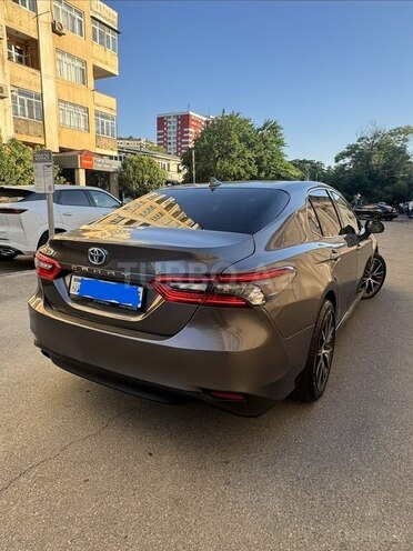 Toyota Camry-4