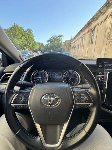 Toyota Camry-10