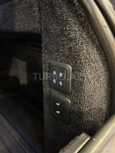 Land Rover Range Rover-16