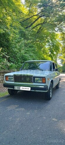 LADA (VAZ) 2107-2
