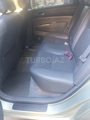Toyota Prius-11