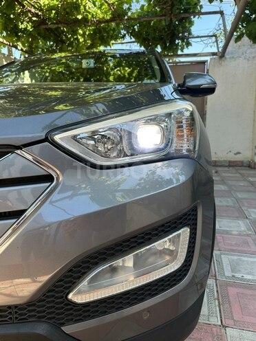 Hyundai Santa Fe-3