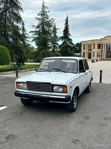 LADA (VAZ) 2107-8