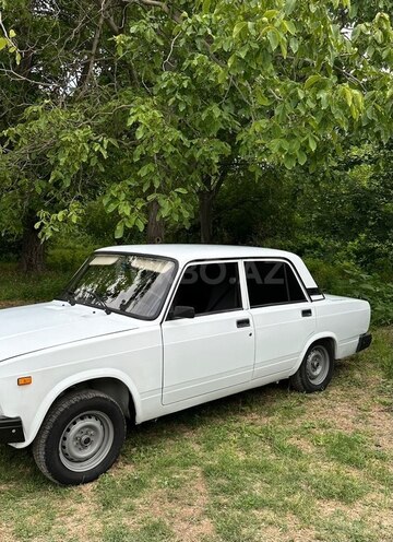 LADA (VAZ) 2107-4