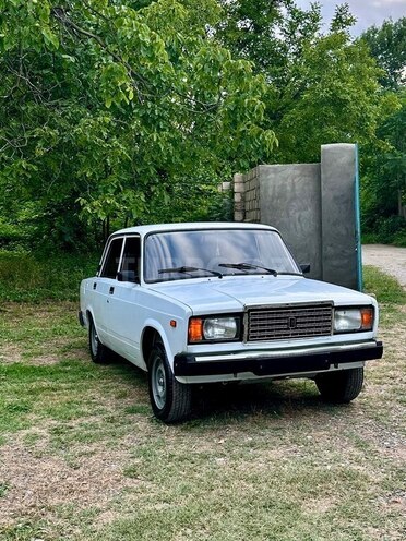 LADA (VAZ) 2107-5